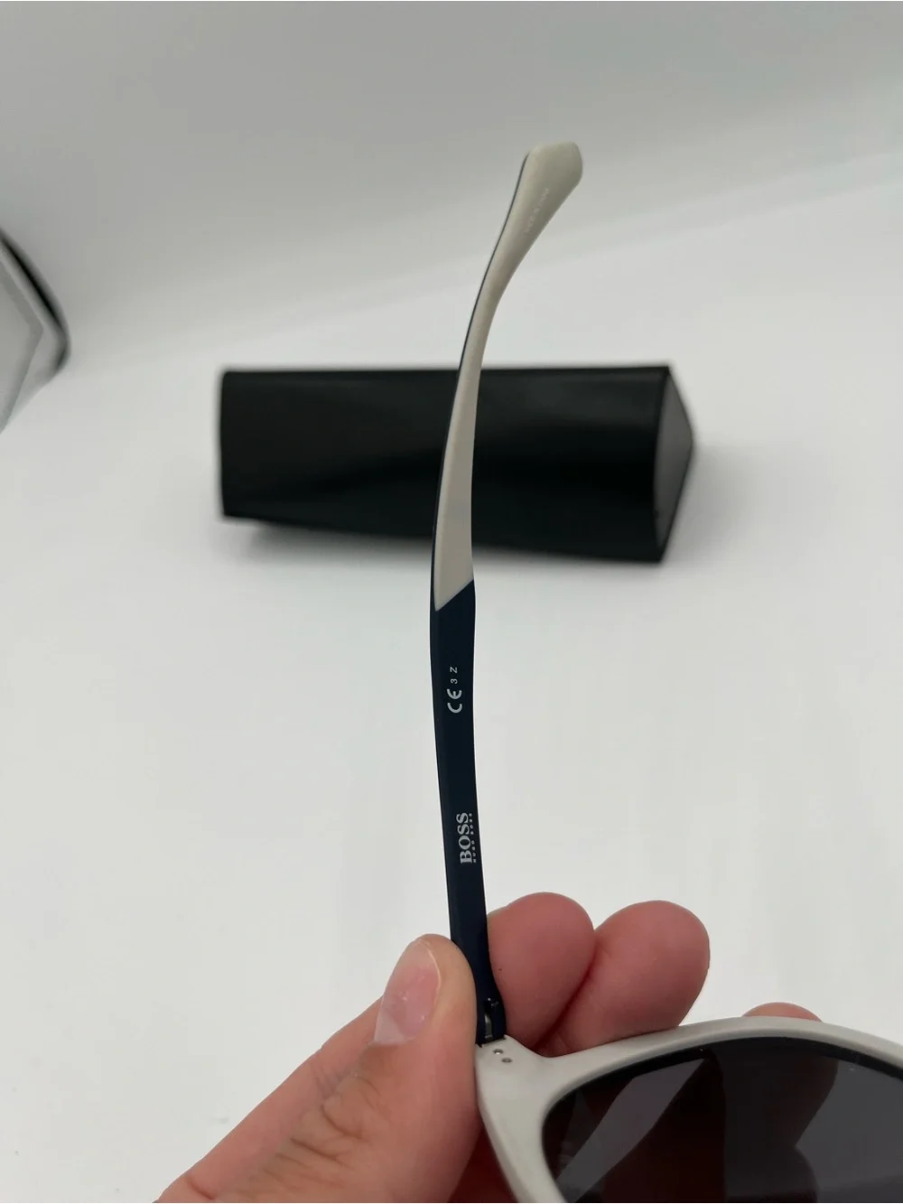 HUGO BOSS Polarized Round Sunglasses in Navy and White Trim